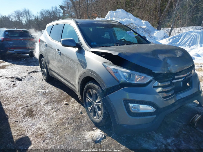 Hyundai Santa fe 2016 VIN 5XYZUDLB0GG370885