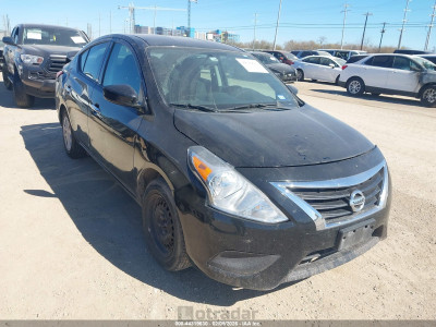 Nissan Versa 2019 3N1CN7AP0KL808294