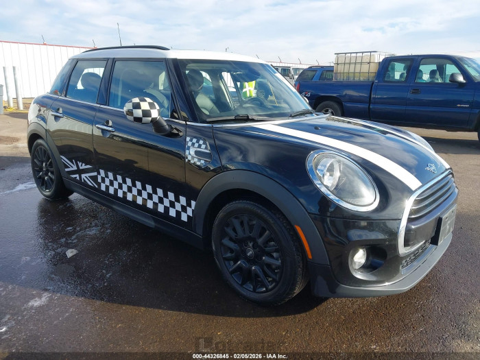 Mini Hard top 2019 VIN WMWXU1C57K2J03145