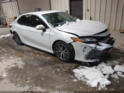 Toyota Camry 2022 4T1F31AK4NU592568