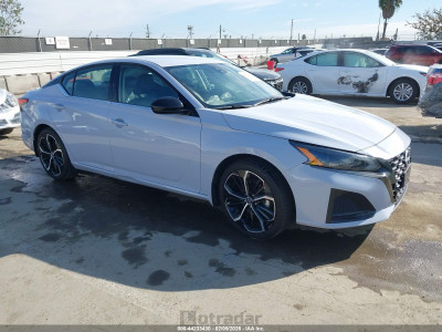 Nissan Altima 2025 1N4BL4CV2SN323542