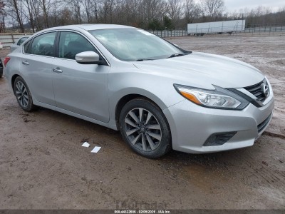 Nissan Altima 2017 1N4AL3APXHC234137