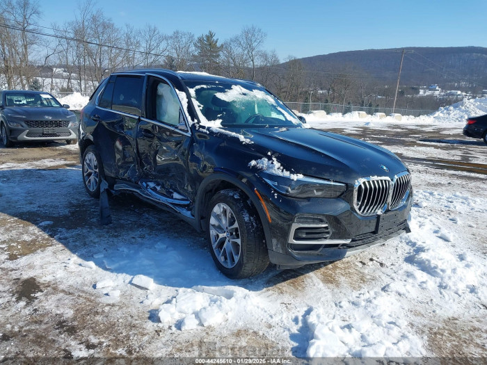 BMW X5 2022 VIN 5UXCR6C03N9L34039
