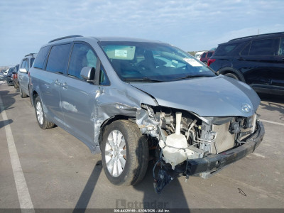 Toyota Sienna 2016 5TDJK3DC0GS128590