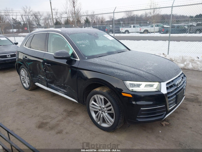Audi Q5 2019 VIN WA1BNAFY9K2084205