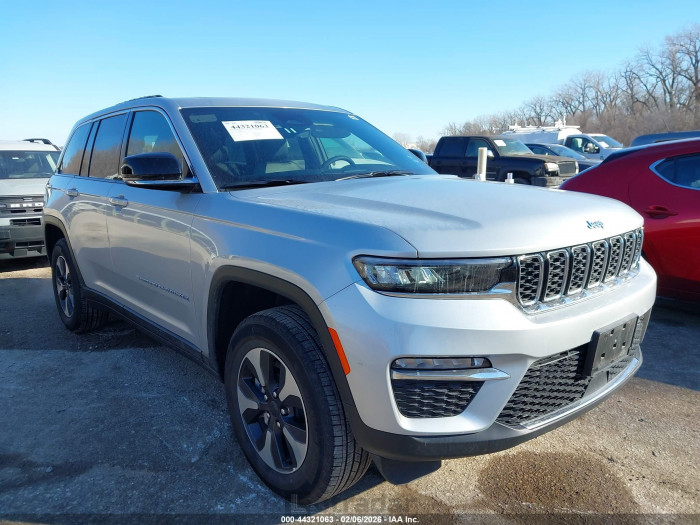 Jeep Grand cherokee 2025 VIN 1C4RJYB6XS8692471