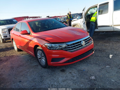 Volkswagen Jetta 2019 3VWC57BU5KM073322