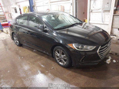 Hyundai Elantra 2018 5NPD84LF0JH394735