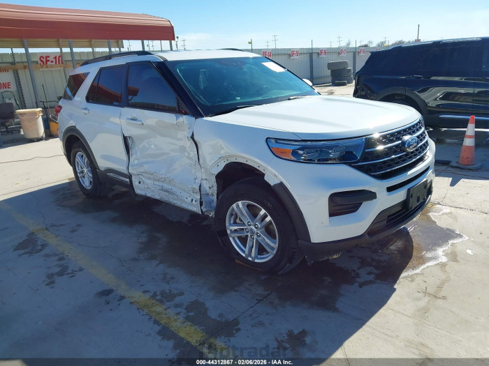 Ford Explorer 2023 VIN 1FMSK7DH1PGB66830