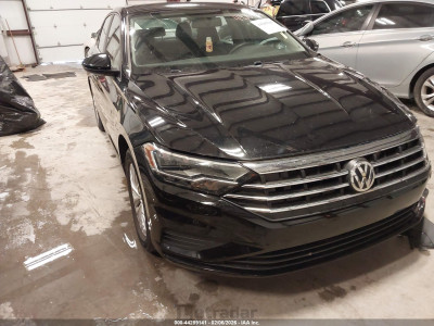 Volkswagen Jetta 2019 3VWC57BU1KM274487