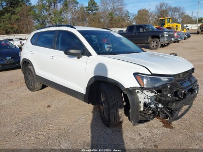 Volkswagen Taos 2025 3VV5C7B22SM077166