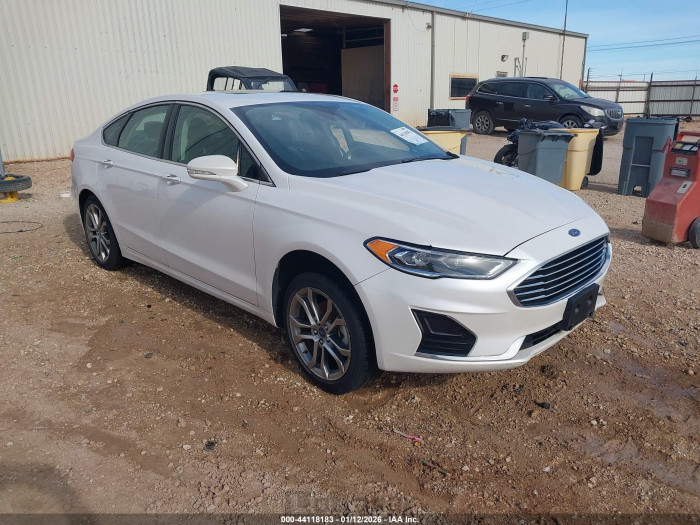 Ford Fusion 2019 VIN 3FA6P0CD6KR132936