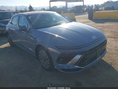 Hyundai Sonata 2025 KMHL54JJ2SA105449