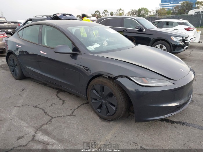 Tesla Model 3 2025 VIN 5YJ3E1EA9SF987580