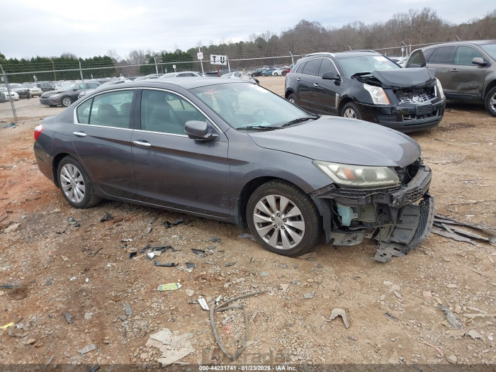Honda Accord 2013 VIN 1HGCR3F87DA015145