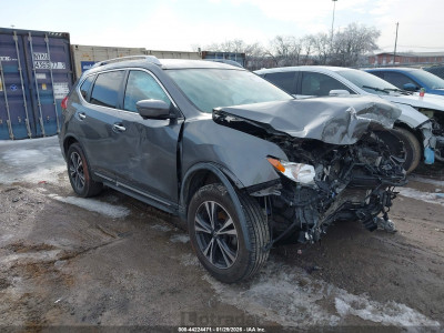 Nissan Rogue 2018 JN8AT2MV4JW318428