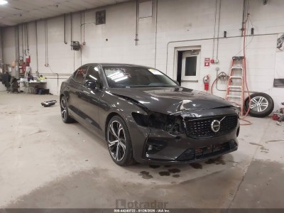 Volvo S60 2024 7JRL12TL4RG298604