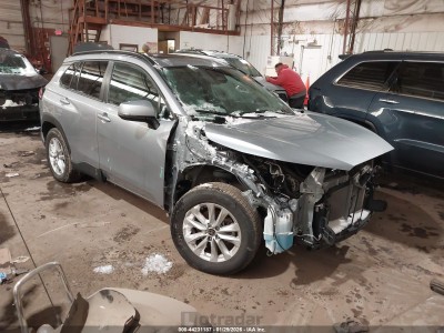 Toyota Corolla cross 2023 7MUBAABG0PV063196