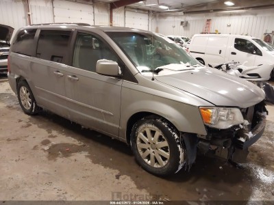 Chrysler Town & country 2015 2C4RC1BG7FR544637