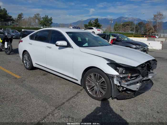 Genesis G80 2018 VIN KMHGN4JE6JU231329