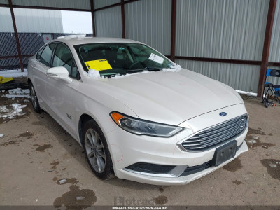 Ford Fusion 2018 3FA6P0PU8JR123339