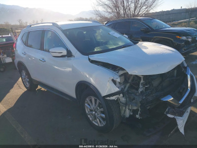 Nissan Rogue 2017 KNMAT2MV5HP549063