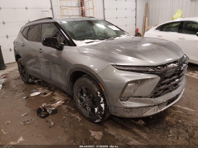 Chevrolet Blazer 2024 3GNKBCR41RS208430
