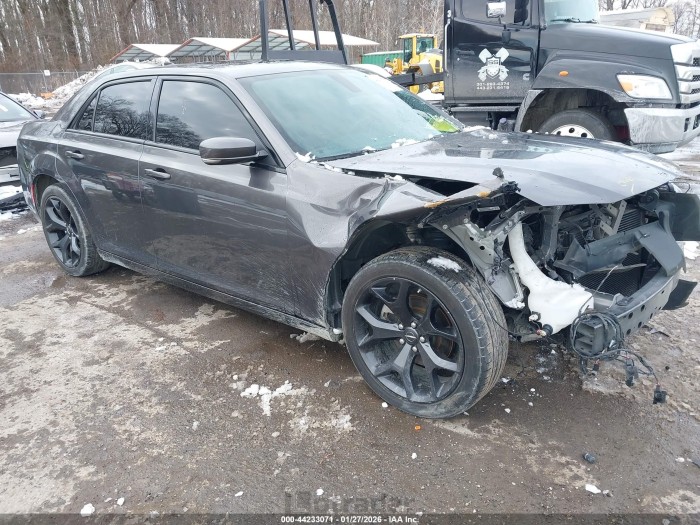 Chrysler 300 2023 VIN 2C3CCABG0PH561121