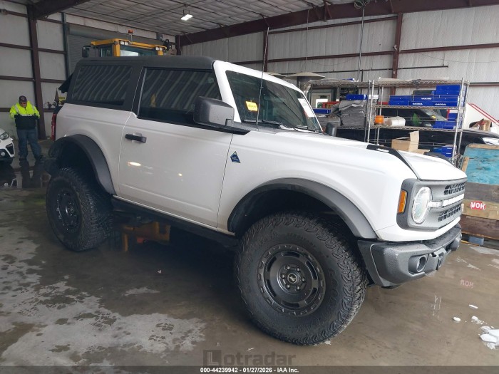 Ford Bronco 2024 VIN 1FMDE1AH8RLB23324