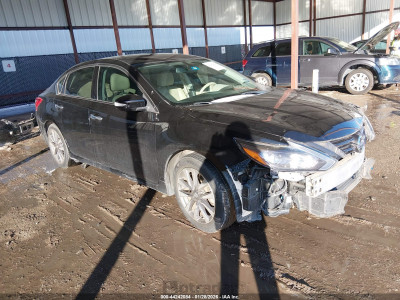 Nissan Altima 2017 1N4AL3AP9HC113017