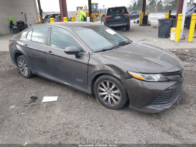 Toyota Camry 2018 4T1B11HK2JU049532