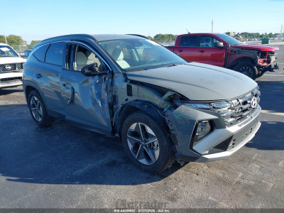 Hyundai Tucson 2025 5NMJB3DE3SH526471