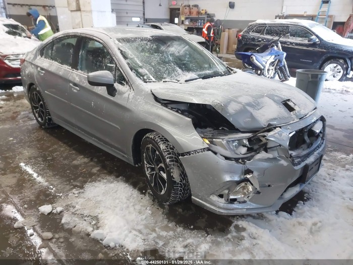 Subaru LEGACY 2019 VIN 4S3BNAF62K3026306