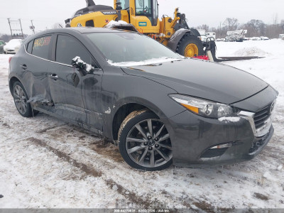 Mazda 3 2018 3MZBN1L32JM184696