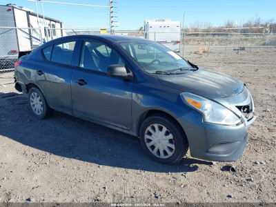 Nissan Versa 2015 3N1CN7AP1FL823179