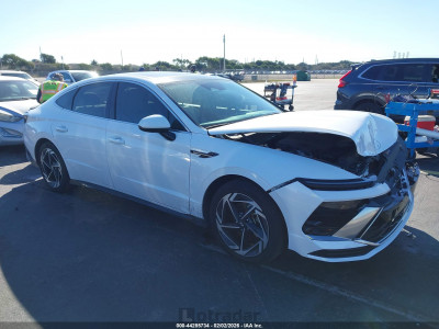 Hyundai Sonata 2024 KMHL14JA4RA388538