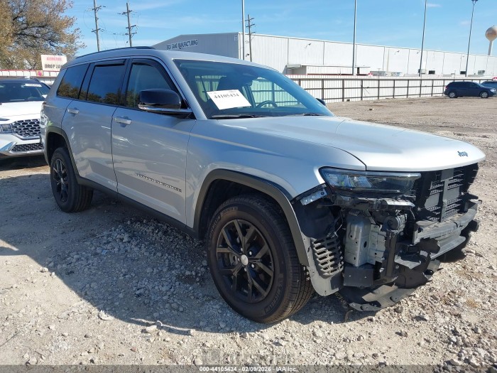 Jeep Grand cherokee 2023 VIN 1C4RJKBG9P8713596