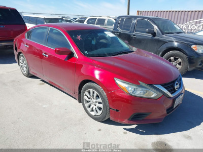 Nissan Altima 2018 1N4AL3APXJC114005