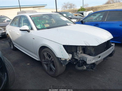 Audi A4 2018 WAUENAF48JA134397