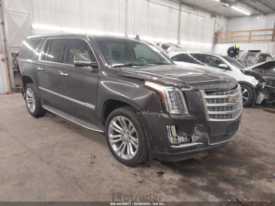 Cadillac Escalade 2018 1GYS4HKJ0JR167211