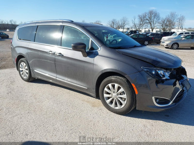 Chrysler Pacifica 2019 2C4RC1BGXKR531522