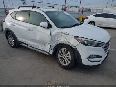 Hyundai Tucson 2017 KM8J33A4XHU512606
