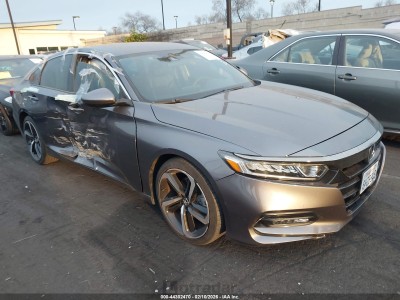 Honda Accord 2018 1HGCV1F32JA247670