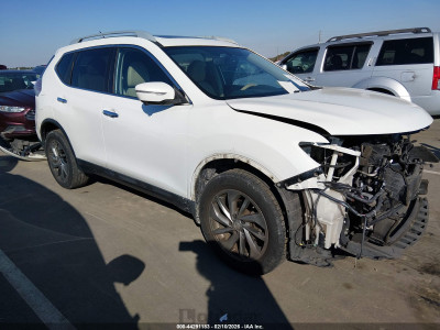 Nissan Rogue 2014 5N1AT2MT2EC833182