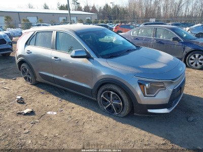 Kia Niro 2023 KNDCP3LE5P5082273