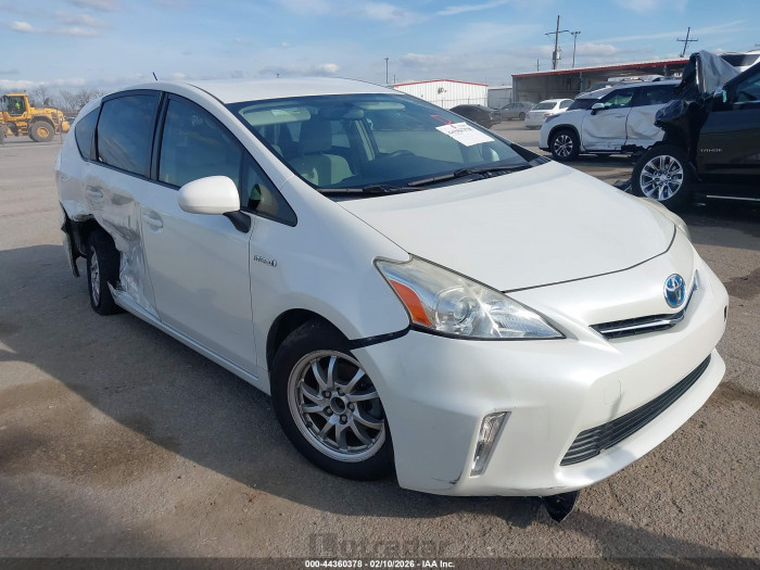 Toyota Prius v 2014 VIN JTDZN3EU7EJ003324