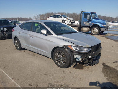 Hyundai Elantra 2018 5NPD84LFXJH316771