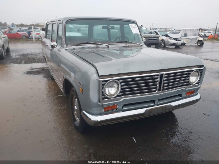 International Travelall 1972 VIN B17007H246195
