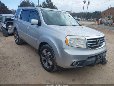 Honda Pilot 2015 5FNYF3H32FB033948