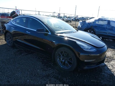 Tesla Model 3 2018 5YJ3E1EA9JF098518